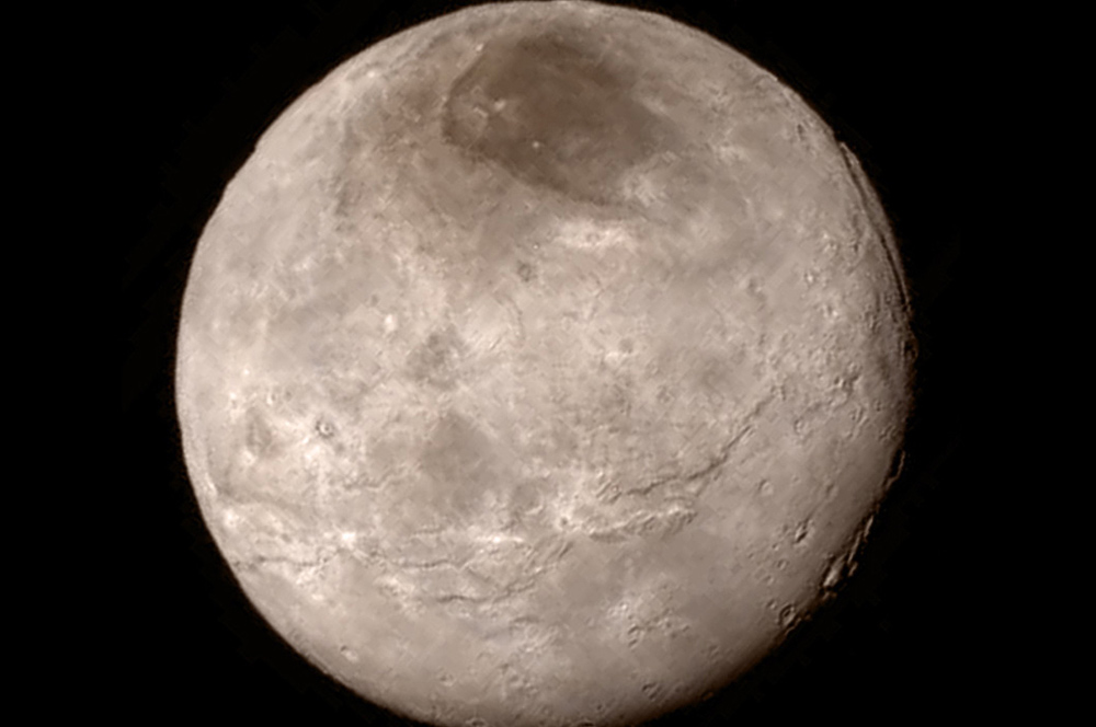 Los primeros resultados de New Horizons en Plutón