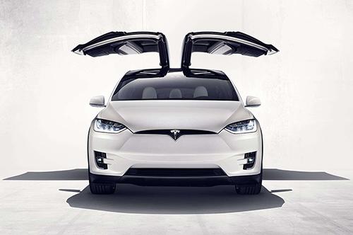 Tesla Model X electrico puertas