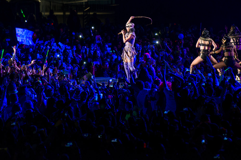 katy-perry-chile-13b